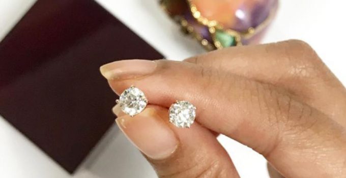 5 Best Fake Diamond Stud Earrings